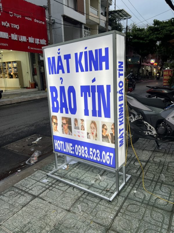 Hộp đèn bạt đẹp - giá rẻ