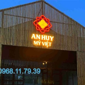Bảng hiệu chữ nổi sáng đèn tại Bình Thạnh