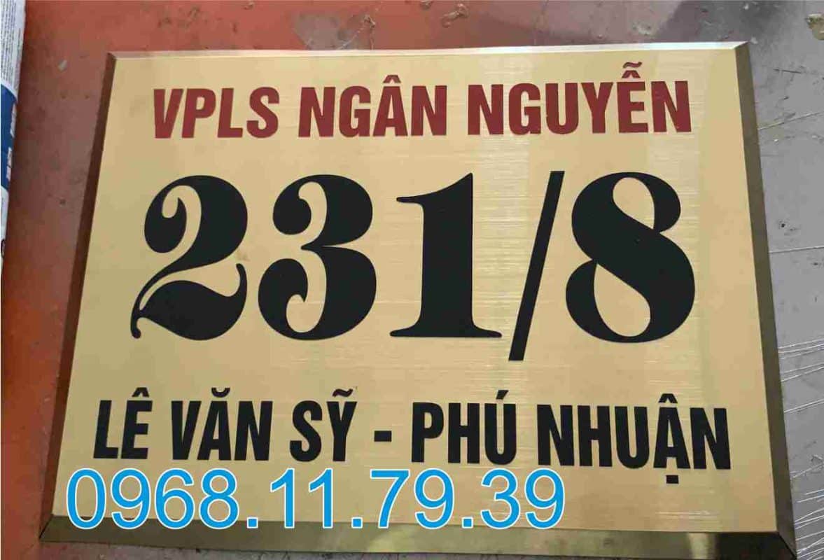 Gia công bảng số nhà inox vàng xước