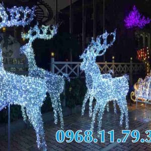 Khách hàng sử dụng tuần lộc thép quấn led trang trí noel